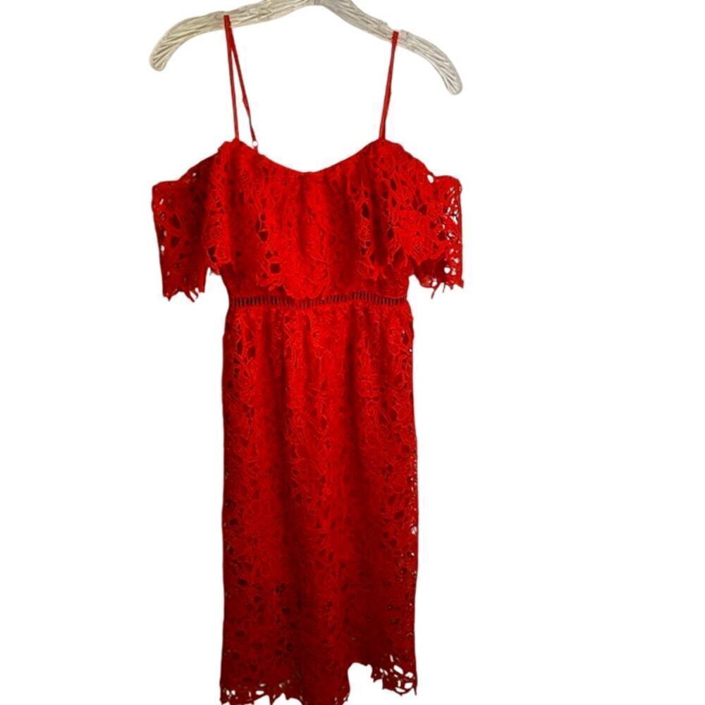 Umgee Red Full Lace Dress Lined to knee Sz Small